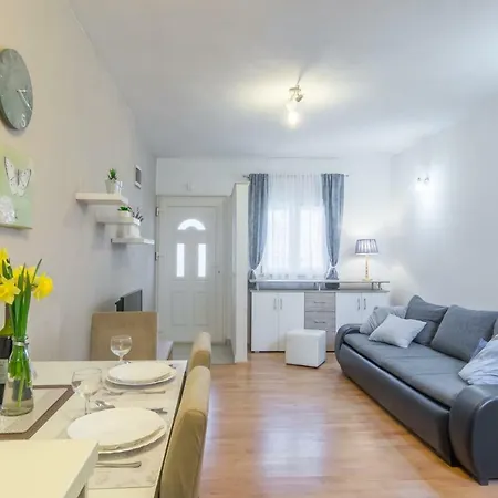 Apartment Apartman Rita Zadar